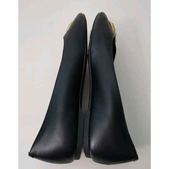 MICHAEL KORS Shoes Womens 9 Black Ballet Flats MK Gold Logo Medallion Slip On - Picture 7 of 9